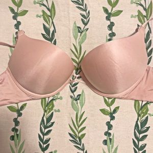 Victoria’s Secret Bombshell Bra 34b